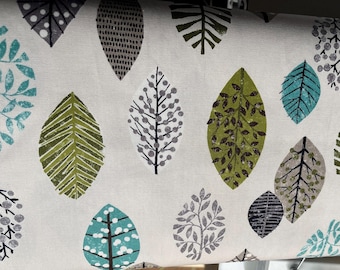 Leaves - Cream background - Japanese Cotton - fabric by the 1/4mtr