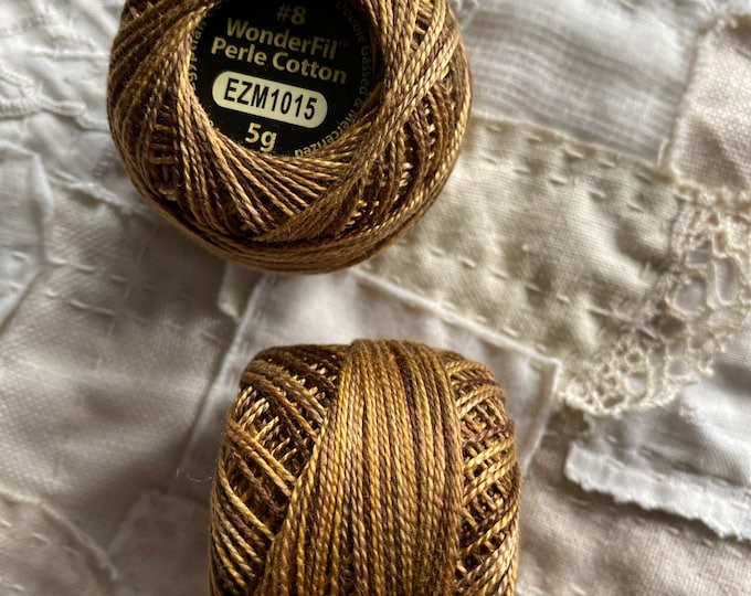 Wonderfil Perle 8 variegated EZM1015