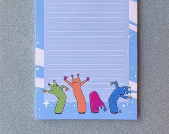 Wavy Tube Cats 8.5x5.5-inch Lined Notepad