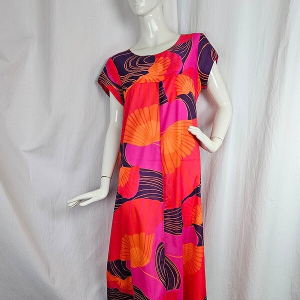 60s MALIHINI HAWAII Designer's Collection Day Glo maxi dress/ ruffle hem caftan muumuu/abstract fan-floral pattern/chiffon 2 layer: size M?