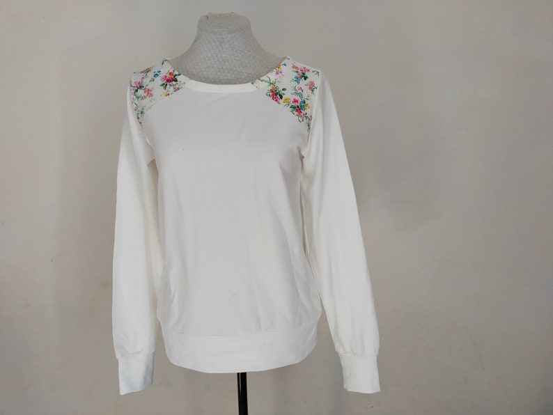 off-white and liberty sweatshirt with small flowers on the shoulders image 8