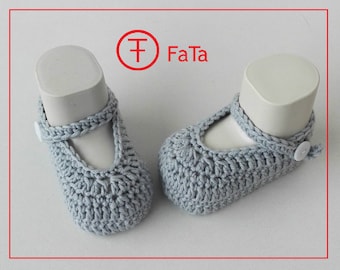 Baby shoes Baptismal shoes Ballerina crocheted in ice blue from pure merino