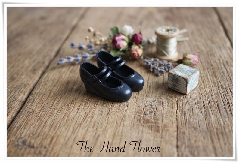 Wedge Mary Jane Shoes for Neo Blythe, Licca, Azone S - Black - 1/8 Doll Footwear image 1