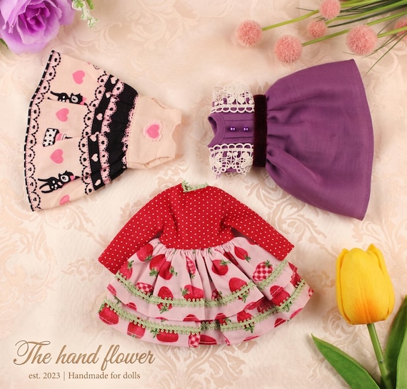 Clearance Sale Very cute lot 3 pieces dresses clothes outfit  for Blythe dolls and similar.