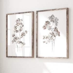 Flor de acuarela, pintura de acuarela de gypsophila, pintura botánica artística extragrande, conjunto minimalista de 2, decoración de pared gris y marrón