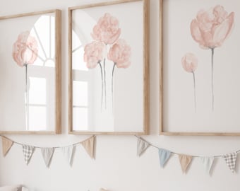 Stampe di Peonie in Acquerello Rosa Blush | Set di 3 Quadri Botanici Pastello | Decorazioni da Parete per Camera da Letto o Soggiorno