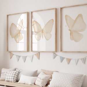 Arte de mariposas para guardería, decoración de pared para habitación de niños, juego de 3 impresiones de póster minimalista beige, pintura abstracta delicada en tonos pastel para habitación de niños
