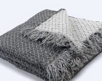 2-Sided LINEN Blanket Throw Bedspread, Grey & White Linen Blanket, Linen Beach Blanket, Linen Coverlet, Gift Idea