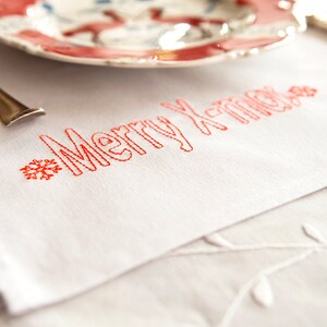 Set of 4 &quot;Merry X-Mas&quot; or &#39;&#39;It&#39;s Christmas Time&#39;&#39; embroidered white napkins