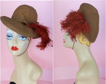 Vintage 30s/40s Tan Felt Mini Fedora hat/tilt hat with Burnt Orange Ostrich Feathers