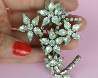 Vintage 40s/50s Large Clear Rhinestones floral brooch