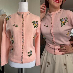 Vintage 50s/60s Pink Wool Cardigan With Raised Floral Embroidery 