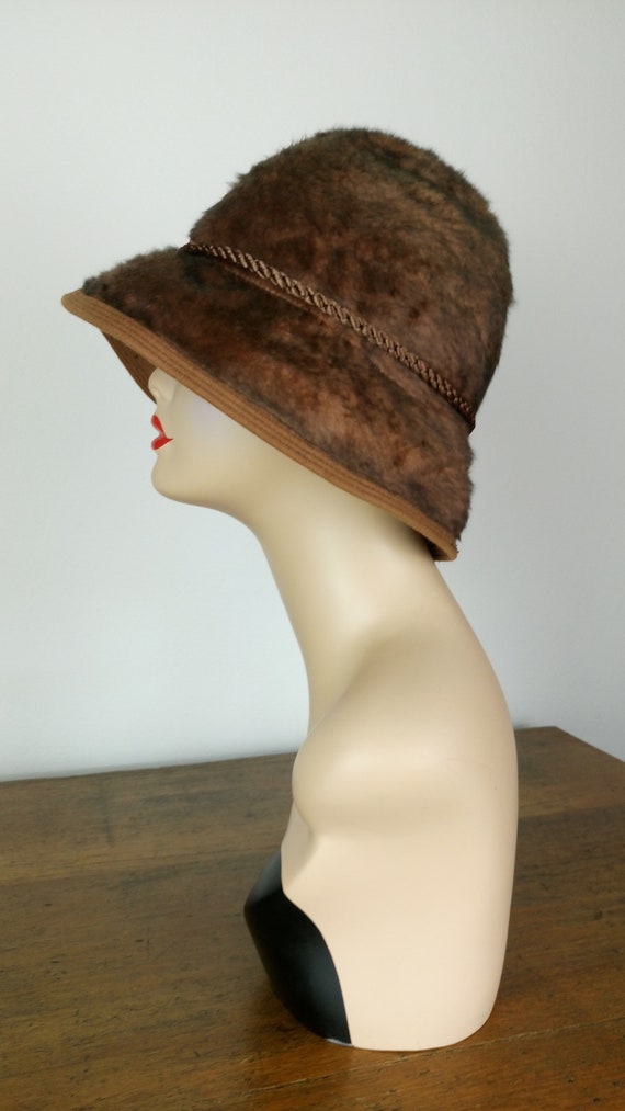 Vintage 60s brown wool bucket hat/cloche winter h… - image 4