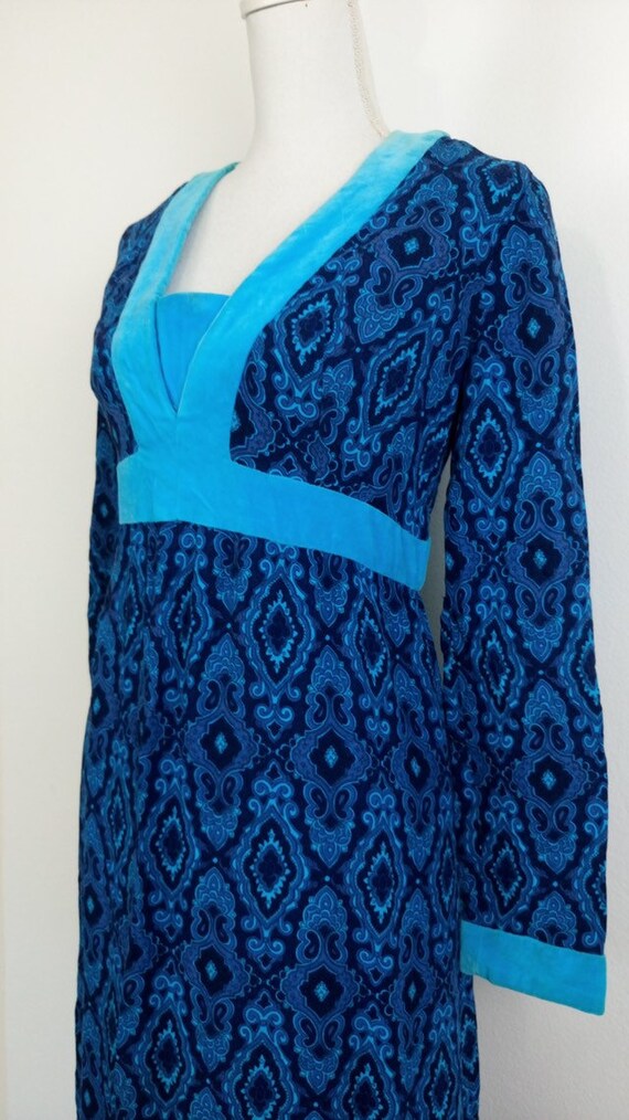 1960s/70s Paisley Blue Maxi Dress/60s hostess dre… - image 5