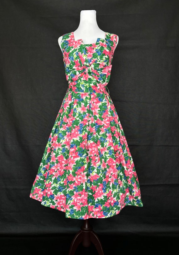 Vintage 1950s floral cotton summer dress/large bo… - image 2