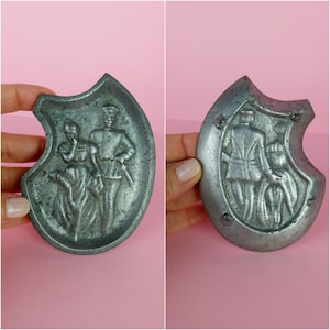 Vintage 1930s naughty ashtray or jewellery dish/Risqué collectible