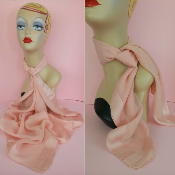 Vintage 40s dusky pink silk scarf