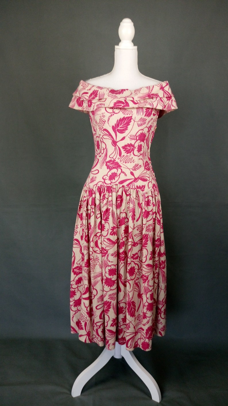 Vintage 1940s floral/leafy off shoulder linen dress/size M image 2