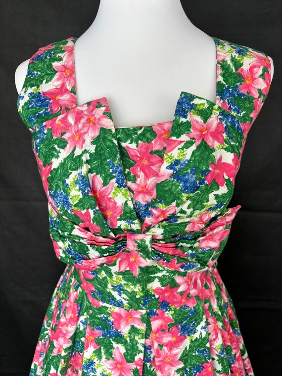 Vintage 1950s floral cotton summer dress/large bo… - image 6
