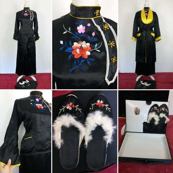 Rare 1940s Pajamas set with slippers /five pieces