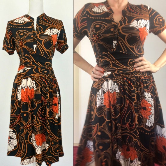 Vintage 40s style jersey knit dress/art nouveau pr