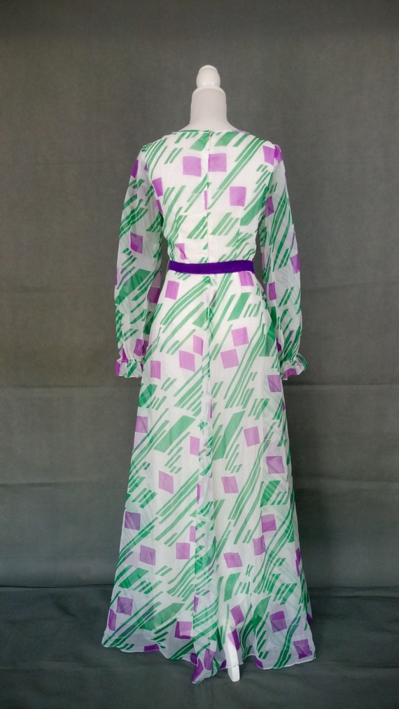 Vintage 60s maxi chiffon dress/geometric print ho… - image 9