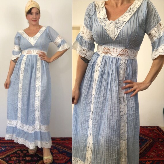 Vintage 70s Mexican Wedding Dress/1970s Prairie Dr