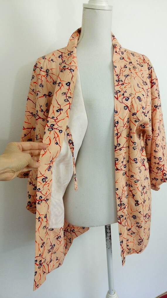 Vintage floral Silk Japanese Haori Kimono jacket/… - image 4