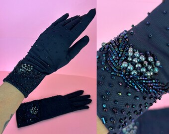 Vintage 50s midnight blue beaded nylon gloves/size 6 with stretch