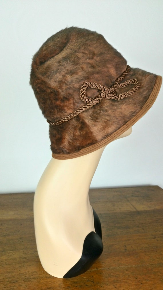 Vintage 60s brown wool bucket hat/cloche winter h… - image 3