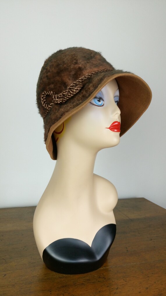 Vintage 60s brown wool bucket hat/cloche winter h… - image 5