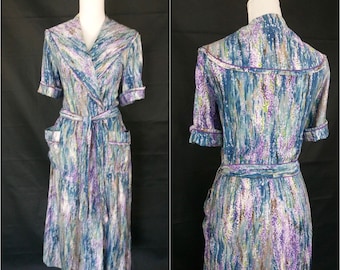 Vintage 40s/50s Cotton Floral print robe/ House Dress/house wrap dress/size M