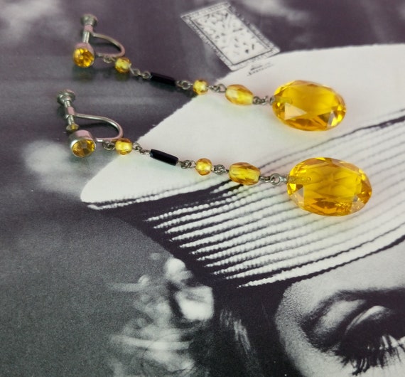 Vintage 1930s black and yellow flapper earrings/Cz