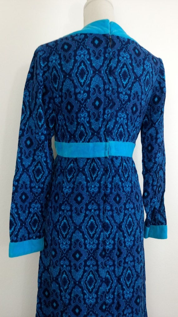 1960s/70s Paisley Blue Maxi Dress/60s hostess dre… - image 8