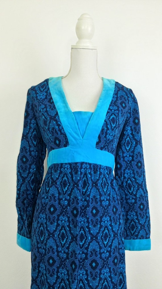 1960s/70s Paisley Blue Maxi Dress/60s hostess dre… - image 4