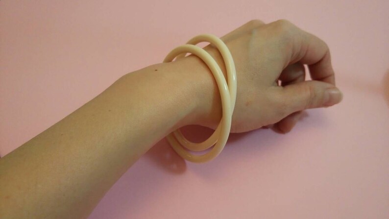 Vintage cream lucite bangles stackable set of two spacers bracelets 1960s