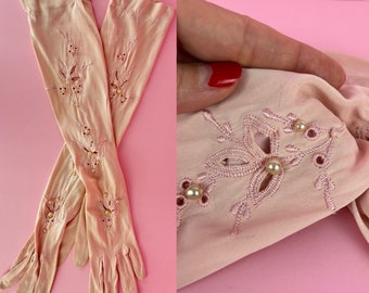 Vintage 50s baby pink long opera gloves with cut outs and pearls/size 6 1/2 - 7