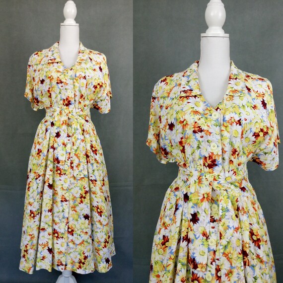Vintage 80s does 50s floral summer rayon dress/siz