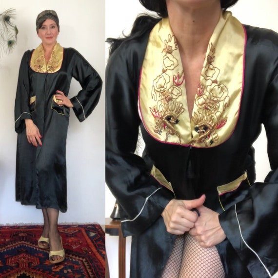 Vintage 30s/40s black liquid silk robe/1930s dres… - image 1