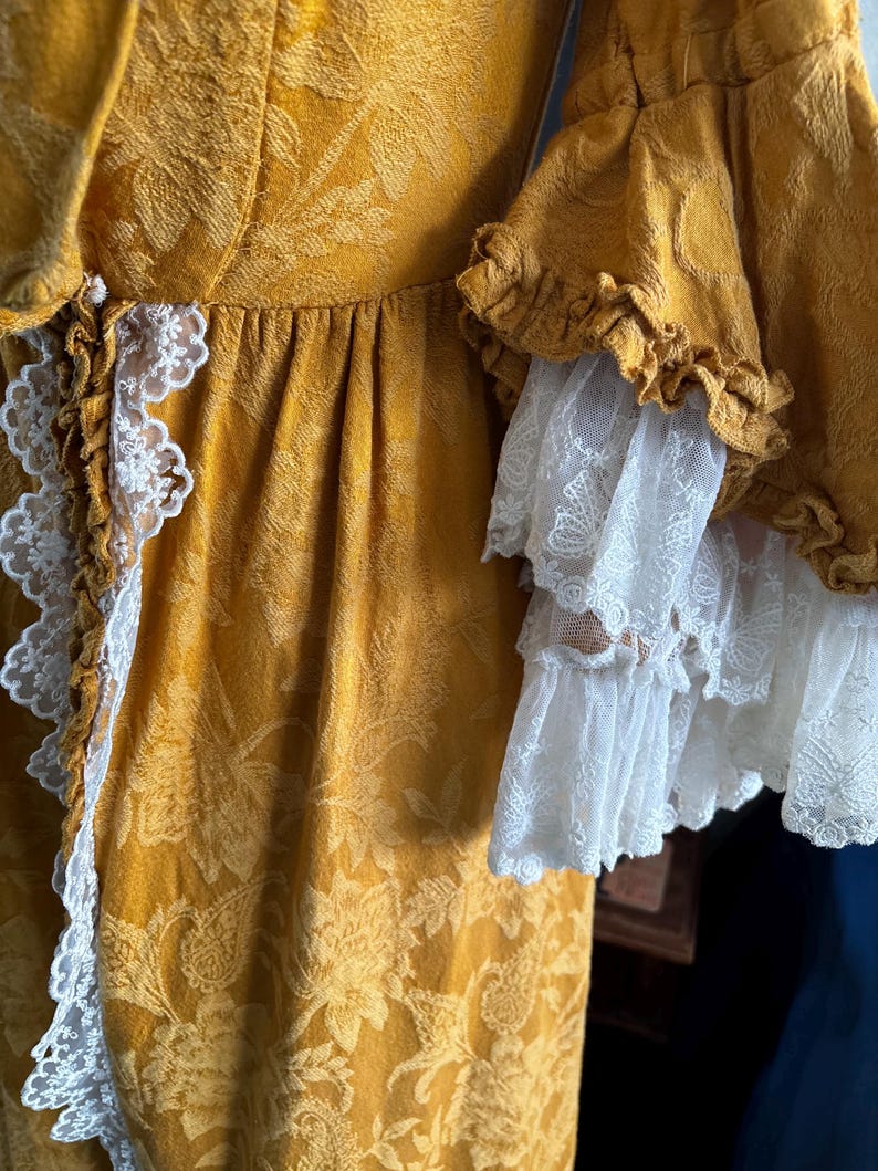 Mustard Yellow Robe Rococo Style Mustard Yellow Cotton and White Lace Open Robe/period ...