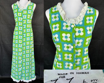 Vintage 60s Hostess Dress made in Hawaii for Two Twenty/size S/M