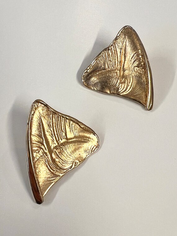 vintage abstract gold triangular textured earring… - image 4