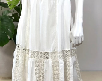 vintage Edwardian lace trimmed white cotton handkerchief hem slip skirt