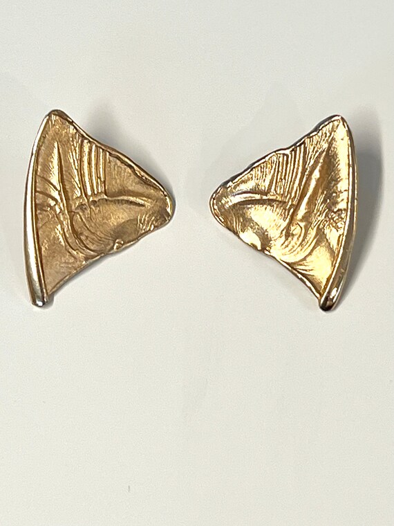 vintage abstract gold triangular textured earring… - image 2