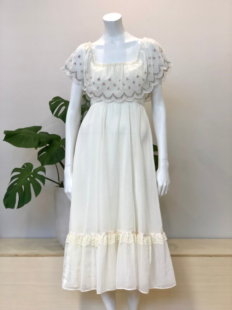 Vintage Gunne Sax by Jessica Floral Embroidered Ivory Cotton Voile Midi ...