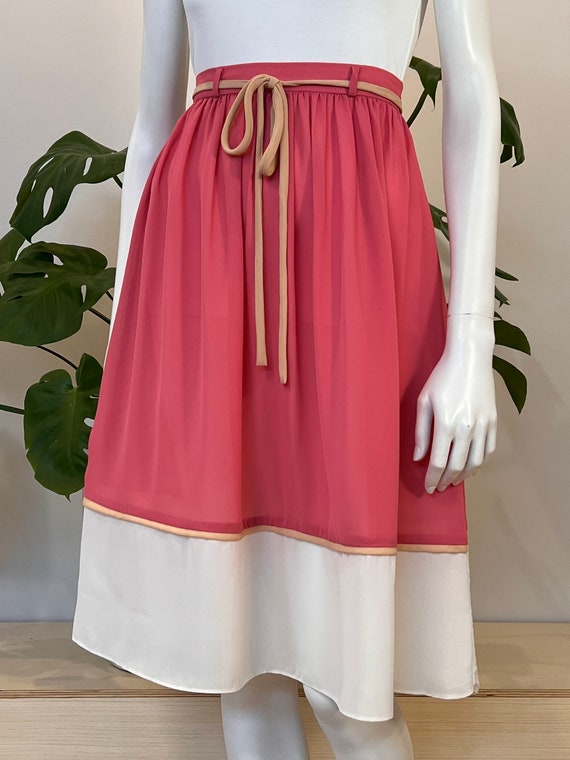 vintage salmon pink & ivory color block crepe chif