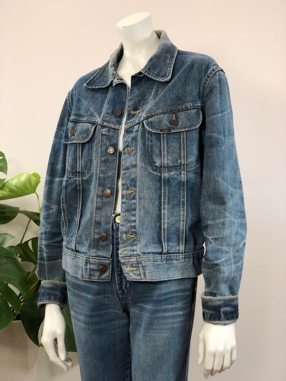 vintage Lee distressed denim jean jacket 70s