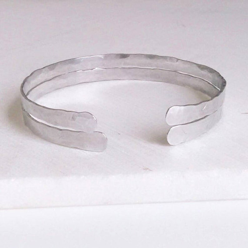Unisex Copper Custom Sterling Silver Loop Bracelet.Aluminum 25th 10th 8th Anniversary Birthday Gift Jewelry Silver Gold Hammered Bangle