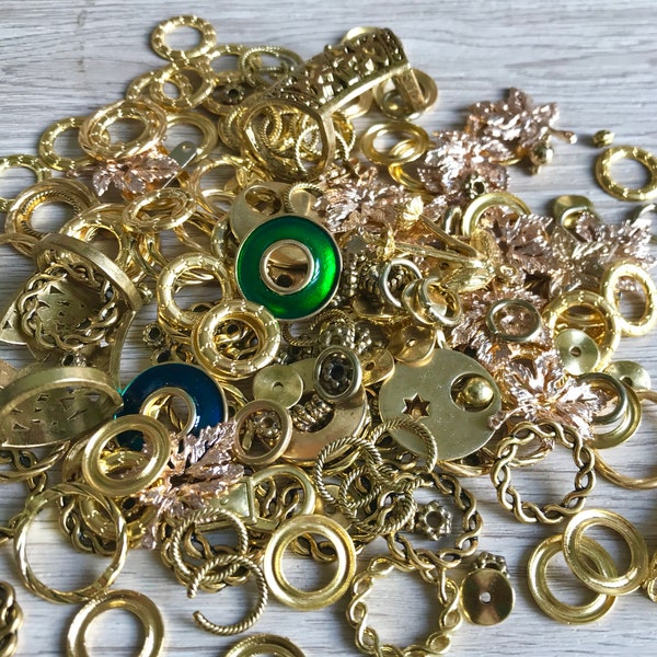 Accessoires de couleur or, mélange de détails de bijoux, mélange craft fournitures, fournitures de bijoux - Beaucoup de tone d’or - Fabrication de bijoux de lot - Formes et tailles de mélange