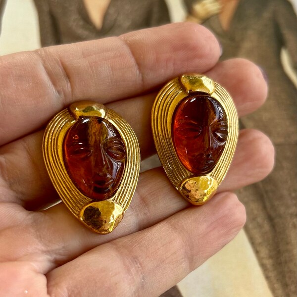 Vintage clip earrings by Guy Laroche Paris from the 80s